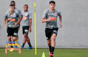 Jogadores na atividade da tarde desta segunda-feira (03), no CT Dr. Joaquim Grava