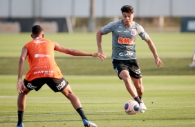 Jogadores na atividade da tarde desta segunda-feira (03), no CT Dr. Joaquim Grava