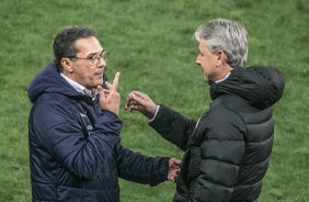 Luxemburgo e Tiago Nunes durante a final entre Corinthians e Palmeiras, na Arena, em Itaquera