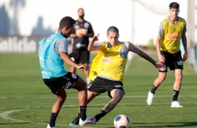 Gabriel Pereira no treino desta quinta-feira no CT Joaquim Grava