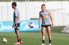 Janderson no treino desta quinta-feira no CT Joaquim Grava