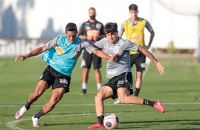 Rony no treino desta quinta-feira no CT Joaquim Grava