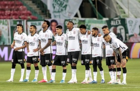 Elenco do Corinthians durante a final do Campeonato Paulista contra o Palmeiras