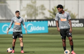 Fagner e Gil no último treino antes da final contra o Palmeiras, pelo Paulistão 2020