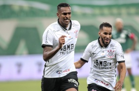 Jô e Everaldo durante a final do Campeonato Paulista contra o Palmeiras