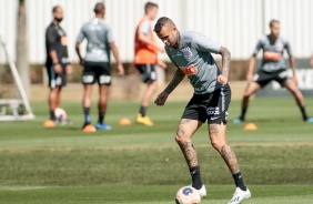Meia Luan no último treino antes da final contra o Palmeiras, pelo Paulistão 2020