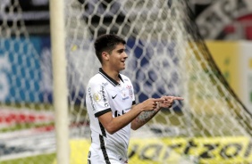 Angelo Araos no jogo contra o Atltico Mineiro, pelo Brasileiro