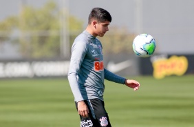 Jogadores na atividade da manhã desta segunda-feira no CT Dr. Joaquim Grava