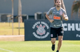 Mauro Boselli na atividade da manhã desta segunda-feira no CT Dr. Joaquim Grava