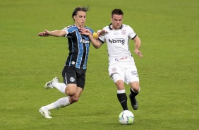 Volante Ramiro durante jogo contra o Grêmio, pelo Campeonato Brasileiro