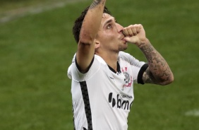 Gustavo Silva marcou o terceiro gol do Corinthians no jogo, seu primeiro nessa nova passagem