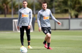 Gabriel e Ramiro no treino desta segunda-feira no CT Joaquim Grava