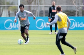 Gil no treino desta segunda-feira no CT Joaquim Grava