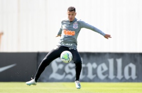 Sidcley no treino desta segunda-feira no CT Joaquim Grava