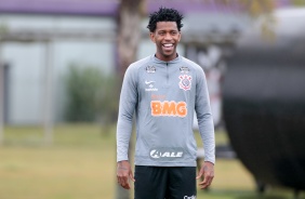 Zagueiro Gil no treino deste domingo para enfrentar o Fortaleza, pelo Brasileiro