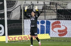 Cssio durante partida do Corinthians contra o Fortaleza