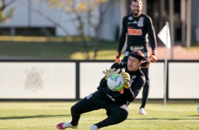 Cássio no treino de hoje no CT Joaquim Grava
