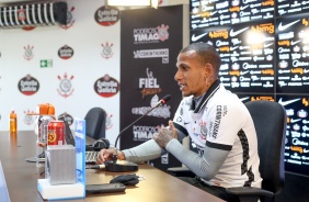 Otero  oficialmente apresentado como jogador do Corinthians