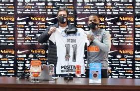 Otero  oficialmente apresentado como jogador do Corinthians