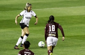 Gabi no jogo contra a Ferroviria, na volta do futebol feminino