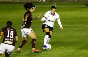 Gabi Portilho no jogo contra a Ferroviria, na volta do futebol feminino