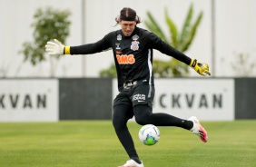 Cssio segue treinando no CT Joaquim Grava