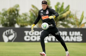 Cssio segue treinando no CT Joaquim Grava