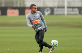 Otero segue treinando no CT Joaquim Grava