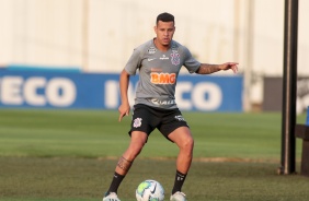 Atividade da tarde desta sexta-feira (14), no CT Dr. Joaquim Grava