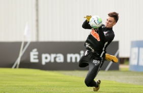 Mateus Donelli segue treinando no CT Joaquim Grava