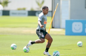 Otero no treino desta quinta-feira no CT Joaquim Grava