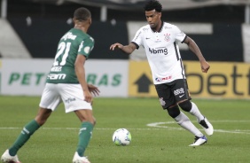 Gil na derrota para o Palmeiras, pelo Brasileiro, na Neo Qumica Arena