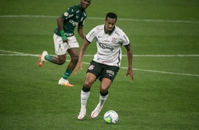 J no jogo contra o Palmeiras, pelo Brasileiro, na Neo Qumica Arena