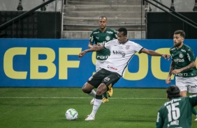 J no jogo contra o Palmeiras, pelo Brasileiro, na Neo Qumica Arena