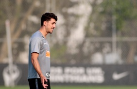 Jogadores na atividade da tarde desta quarta-feira no CT Joaquim Grava