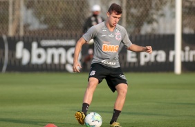 Jogadores na atividade da tarde desta quarta-feira no CT Joaquim Grava
