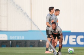 Jogadores na atividade da tarde desta quarta-feira no CT Dr. Joaquim Grava