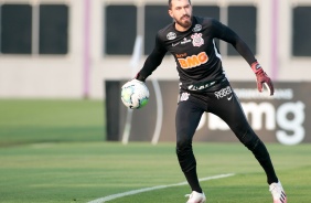 Walter na atividade da tarde desta quarta-feira no CT Joaquim Grava