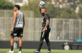 Coelho na atividade da manhã deste sábado no CT Dr. Joaquim Grava