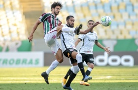 Everaldo e Gabriel no jogo contra o Fluminense, no Maracan