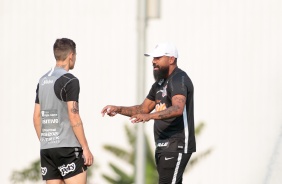 Coelho participa do treino da tarde desta segunda-feira no CT Joaquim Grava