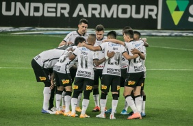 Elenco do Corinthians no jogo contra o Bahia, na Neo Química Arena