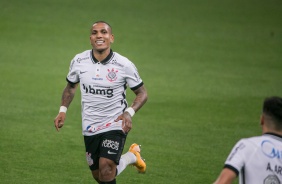 Otero abriu o placar para o Corinthians contra o Bahia, na Neo Química Arena