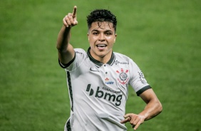 Roni anotou o segundo gol do Corinthians, contra o Bahia, na Neo Química Arena