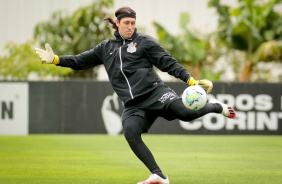Cássio no treino do Corinthians desta segunda-feira, no CT Dr. Joaquim Grava