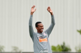 J no treino da manh deste domingo no CT Joaquim Grava