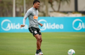 Léo Natel no treino do Corinthians desta segunda-feira, no CT Dr. Joaquim Grava