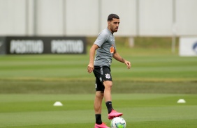 Volante Gabriel no treino da manhã deste domingo no CT Joaquim Grava