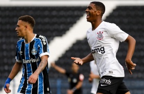 Felipe Augusto na estreia do Corinthians pelo Brasileiro Sub-20