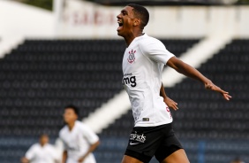 Felipe Augusto na estreia do Corinthians pelo Brasileiro Sub-20